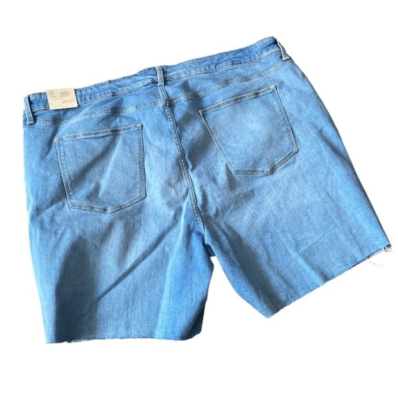 Universal‎ Thread shorts cut off Bermudas NEW light wash stretch 26 w distressed - Picture 2 of 8